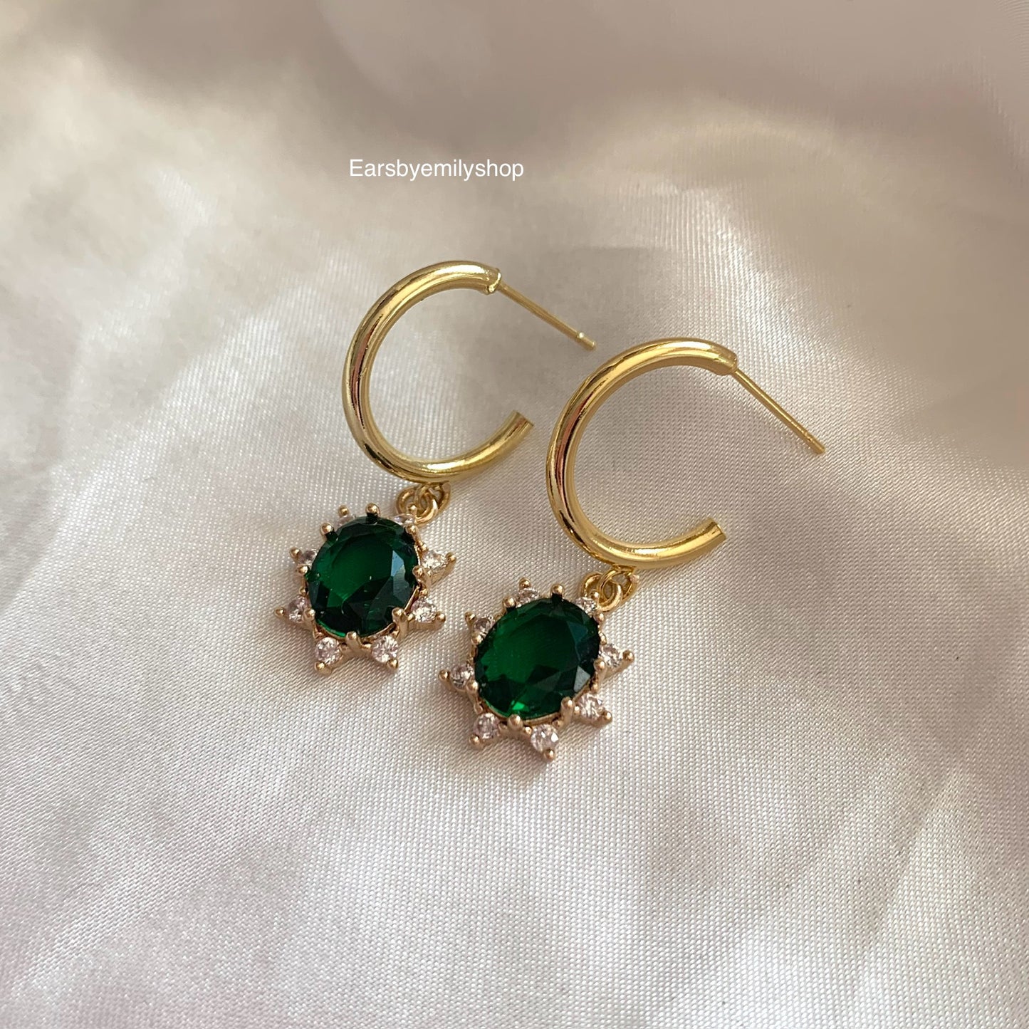 Gorgeous gold plated oval green crystal handmade drop dangle half hoop stud earrings, necklace or jewellery set/gift