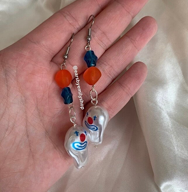 Faux pearl happy clown earrings