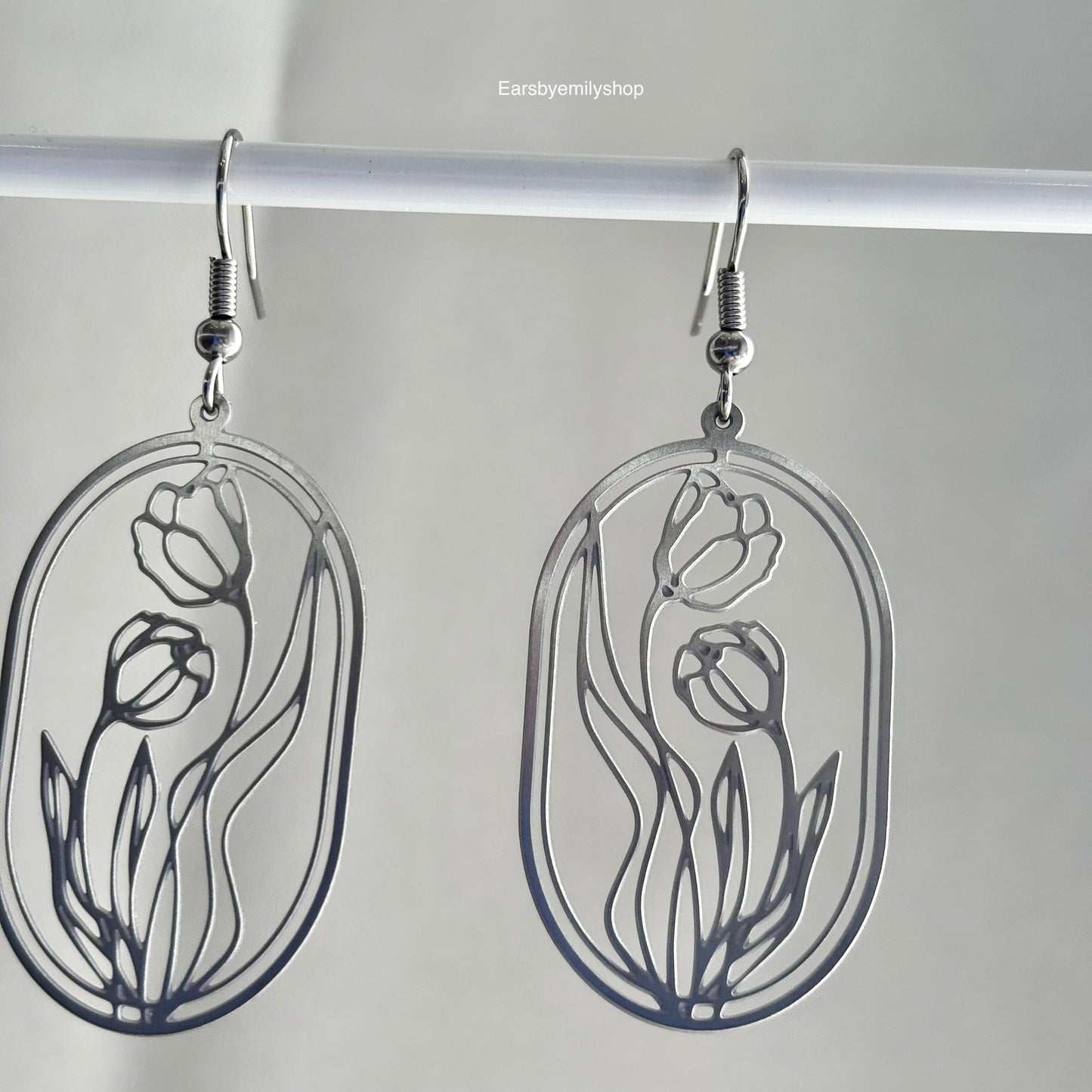 Stainless steel silver drop dangle oval tulip flower earrings