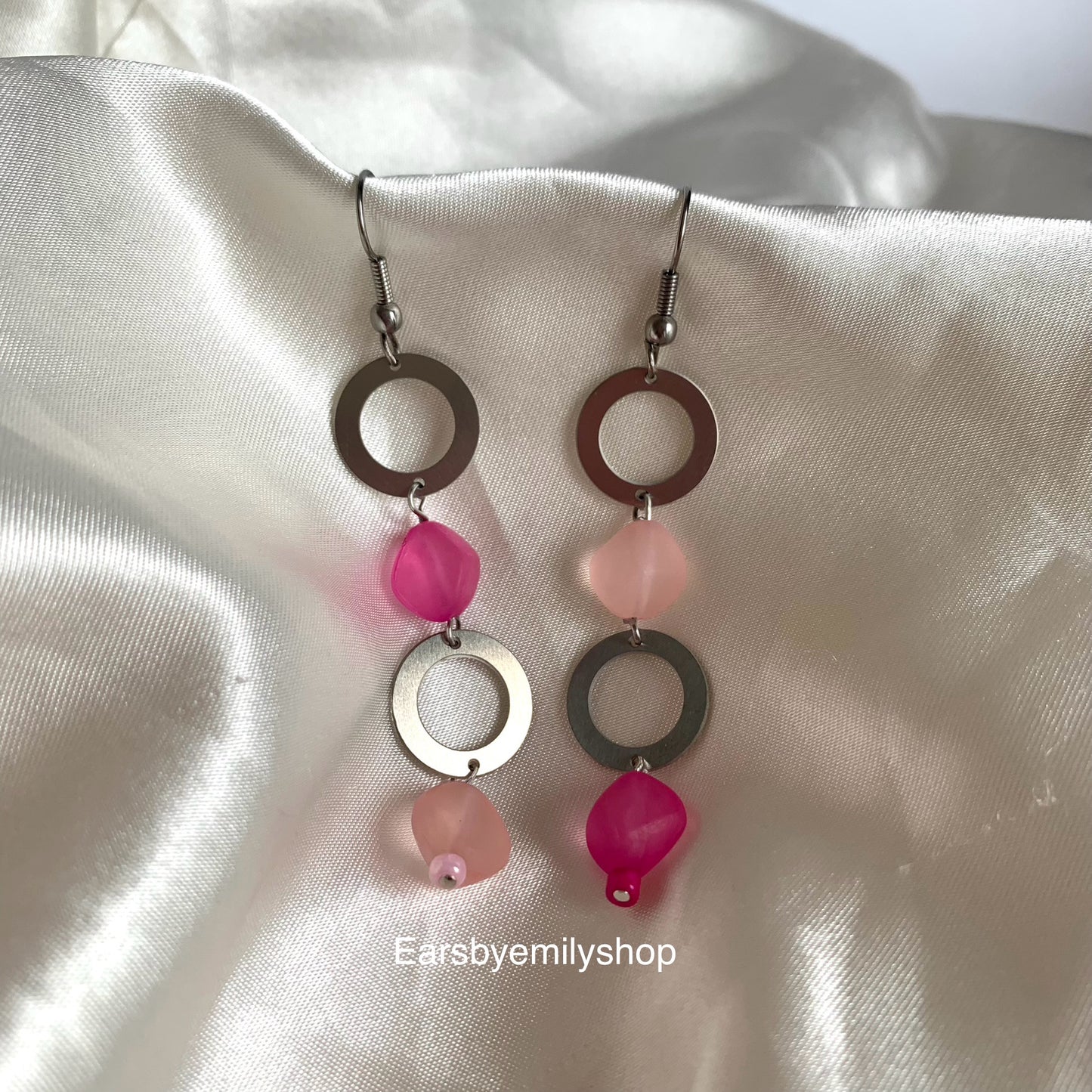 Stainless steel circle and asymmetrical pink bead statement dangle earrings