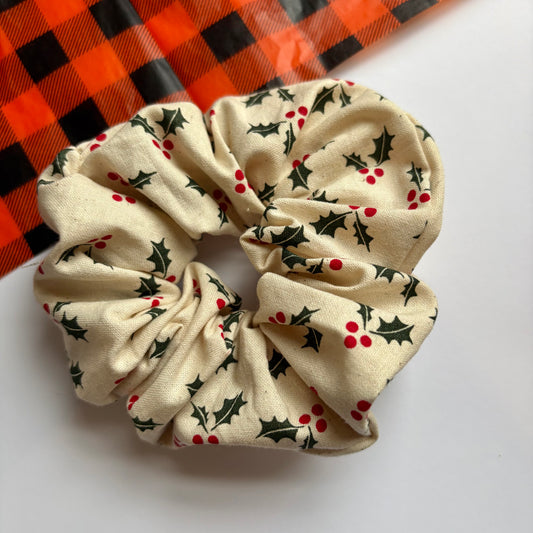 Cool large cream minimalist holly plant Christmas scrunchie
