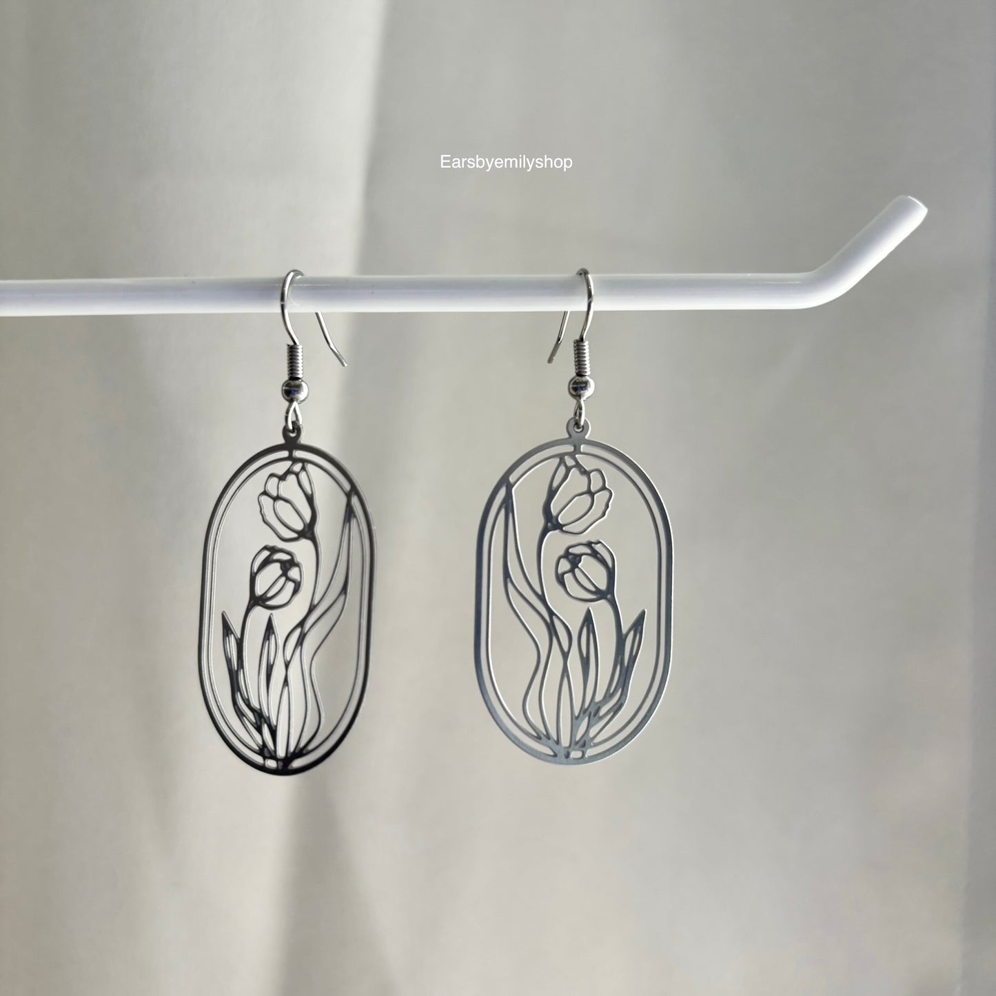 Stainless steel silver drop dangle oval tulip flower earrings