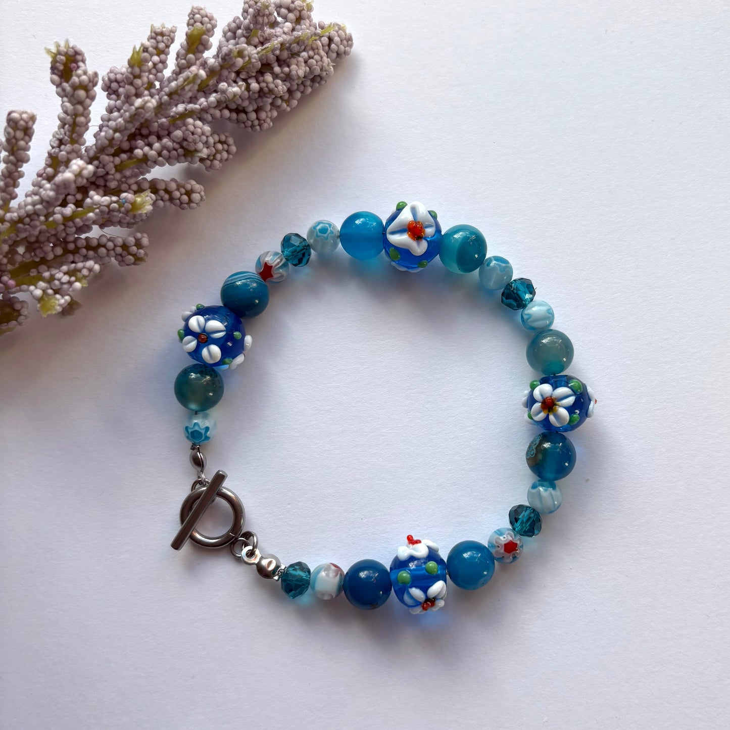 Bluebell bracelet - Blue agate crystal handmade beaded flower bracelet