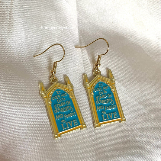 Magic quote earrings