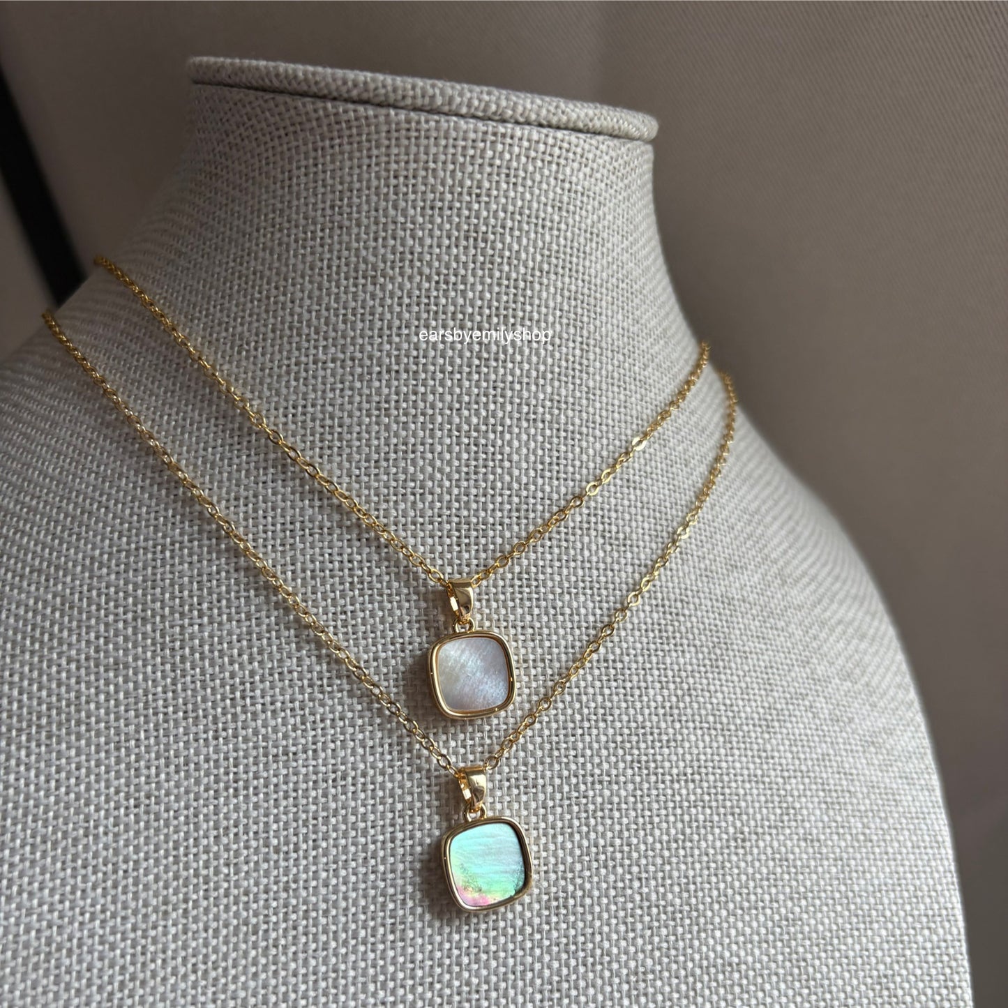 Mother of pearl 18k gold plated square necklace