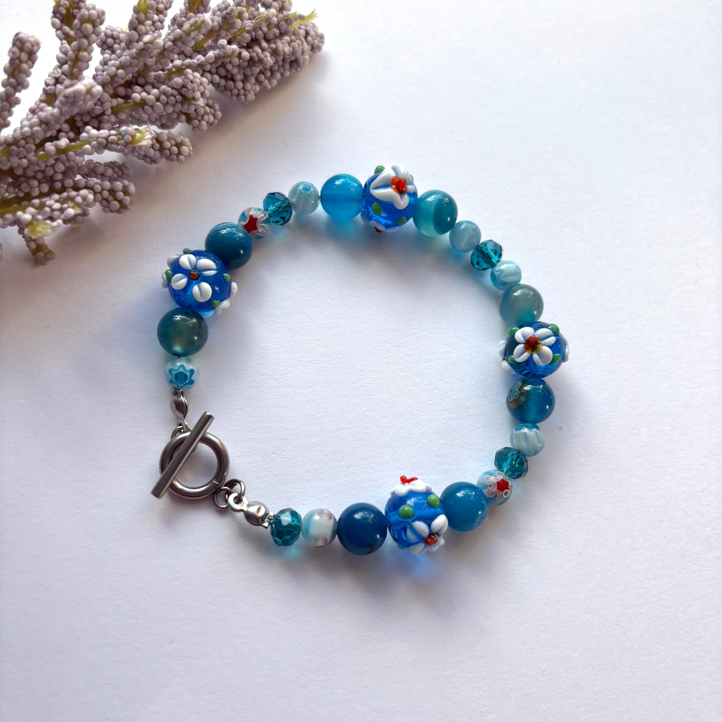 Bluebell bracelet - Blue agate crystal handmade beaded flower bracelet