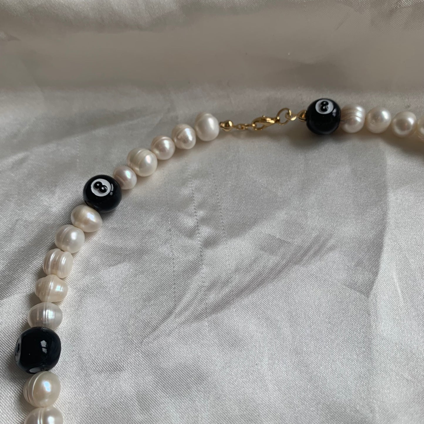 Lucky freshwater pearl and eight 8 ball choker necklace