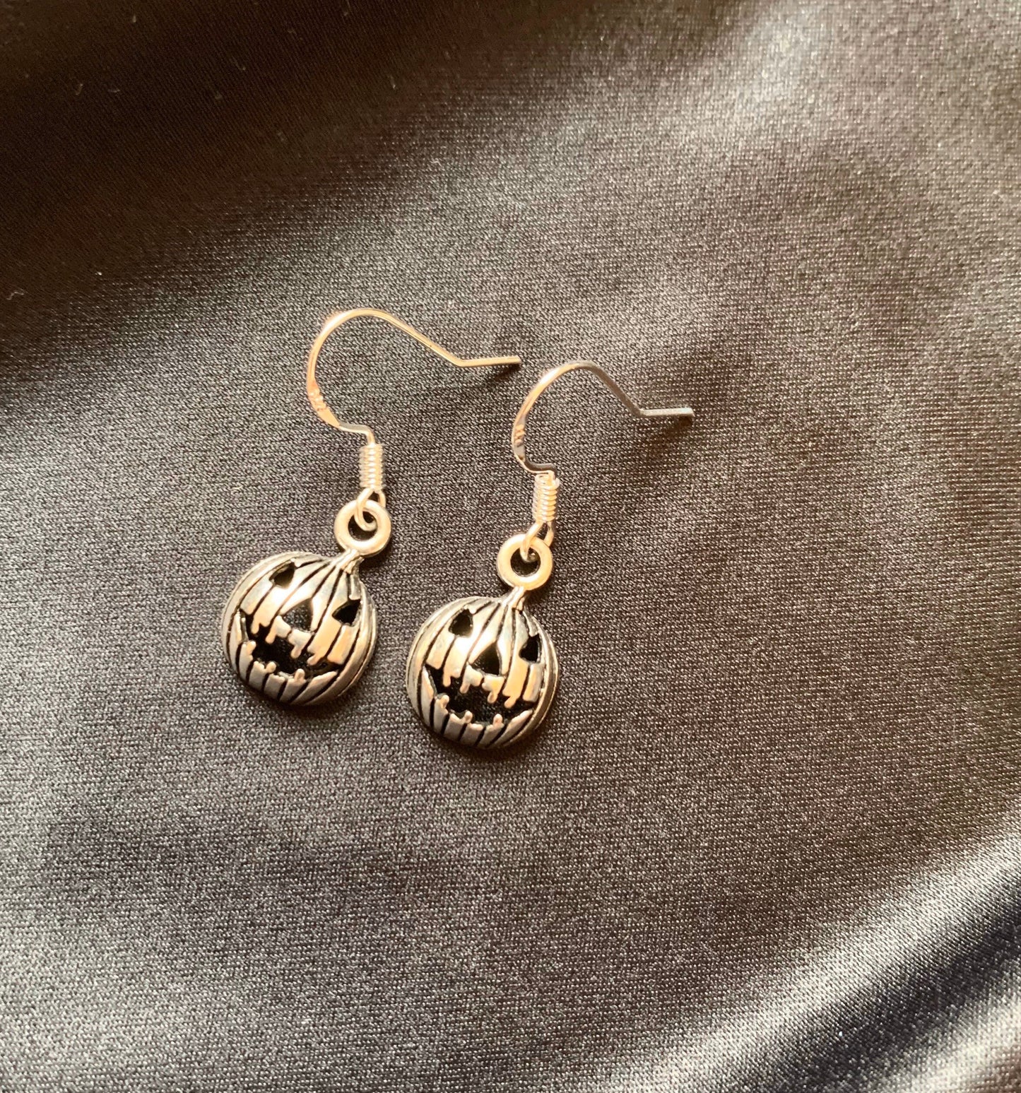 Silver pumpkin Halloween earrings