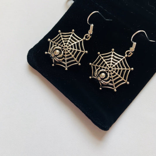 Silver spider web halloween earrings