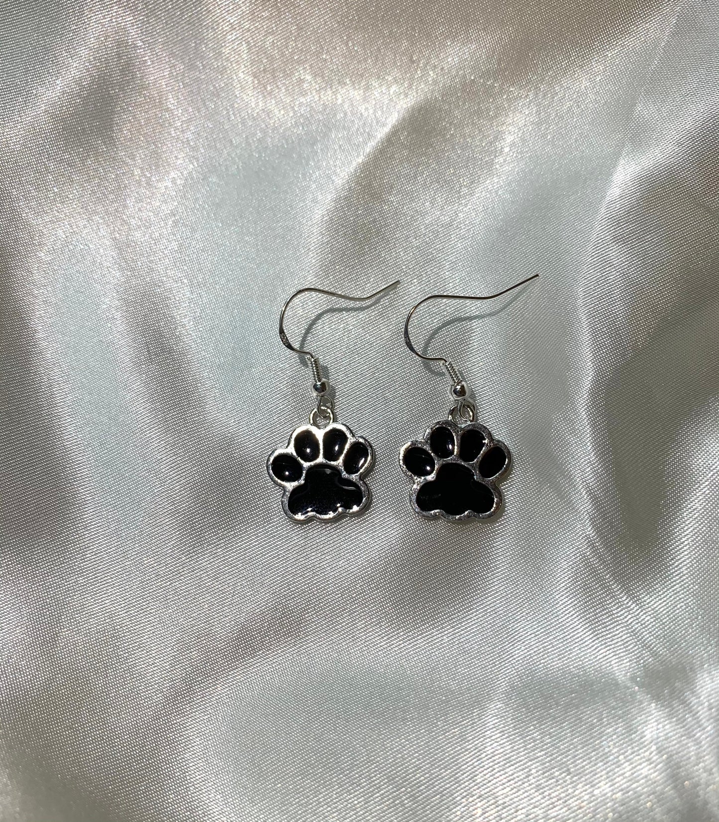 Paw print dangle earrings