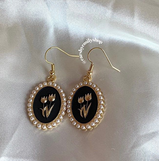 Black and white faux pearl oval rose or tulip flower gold earrings