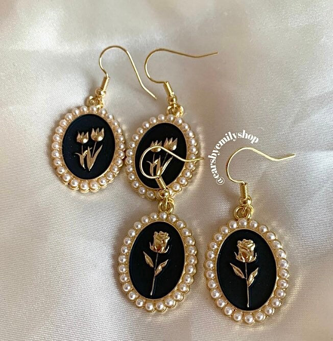 Black and white faux pearl oval rose or tulip flower gold earrings