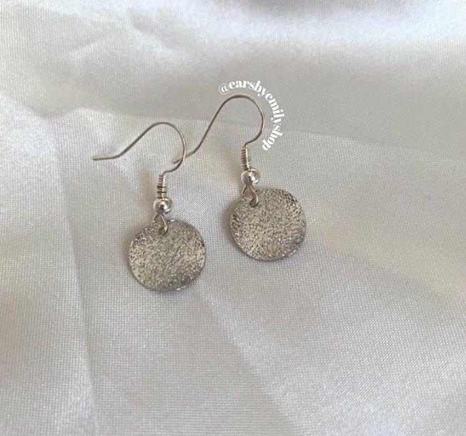 Minimalistic textured hammered disc dangle gold or silver plated earrings