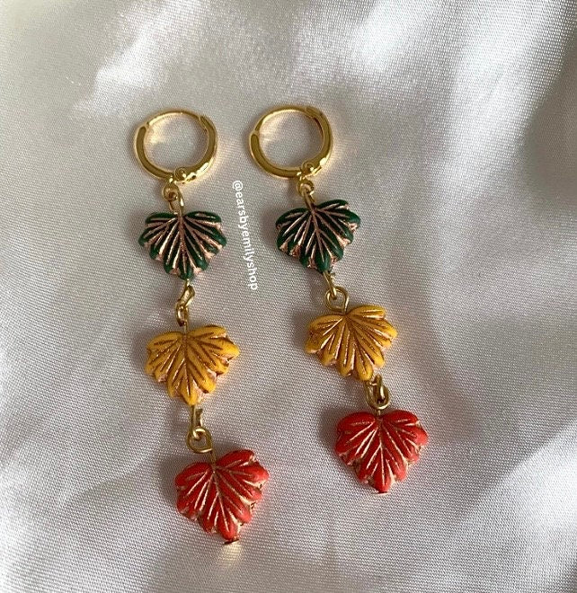 Leaf trip autumn gold hoop earrings