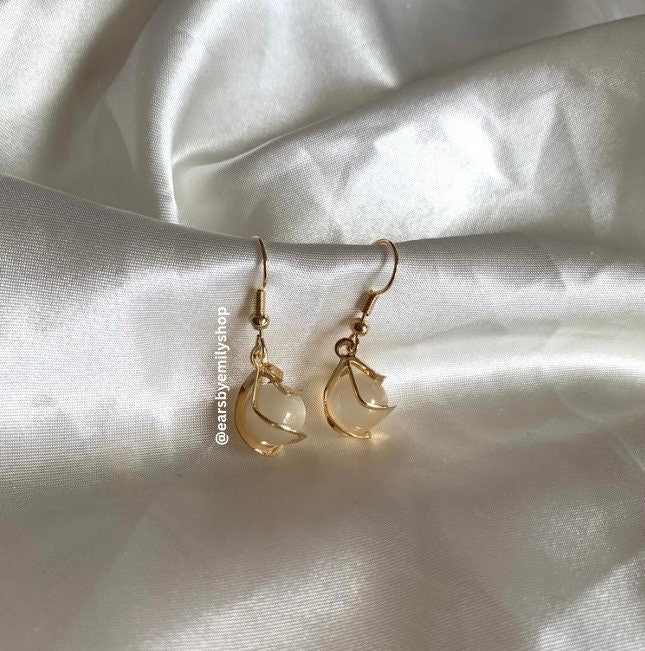 Gold plated white sphere  gold spiral earrings